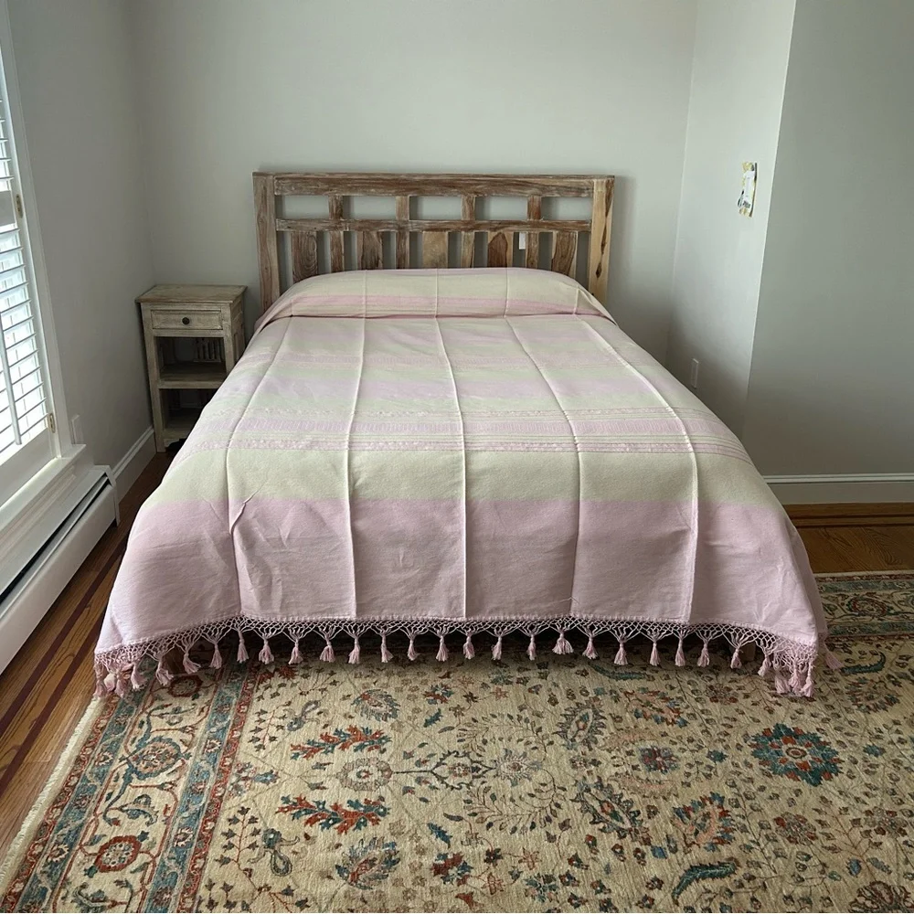 Hand Loom  Queen Size Cotton Bedspread.